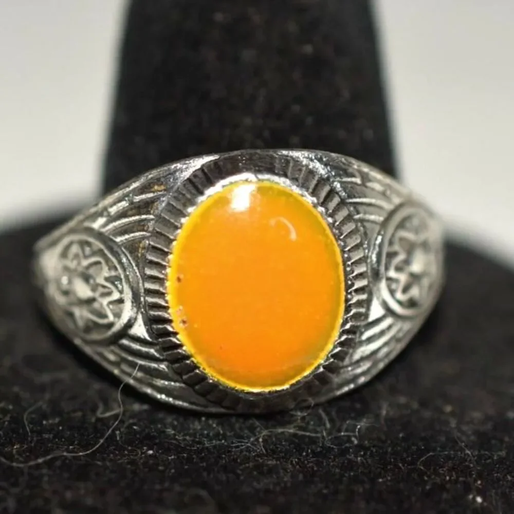 NWOT Oval Orange Flat Stone Etched Floral Silver Tone Sizes 9,10,11 & 12 Rings